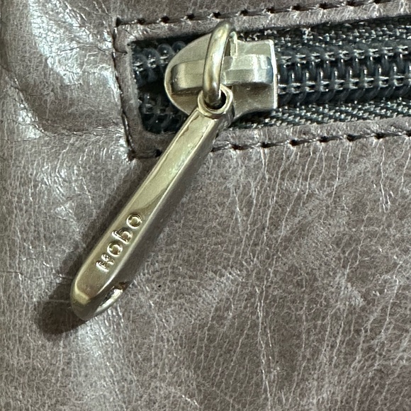 HOBO Lauren Clutch Wallet - Picture 10 of 10
